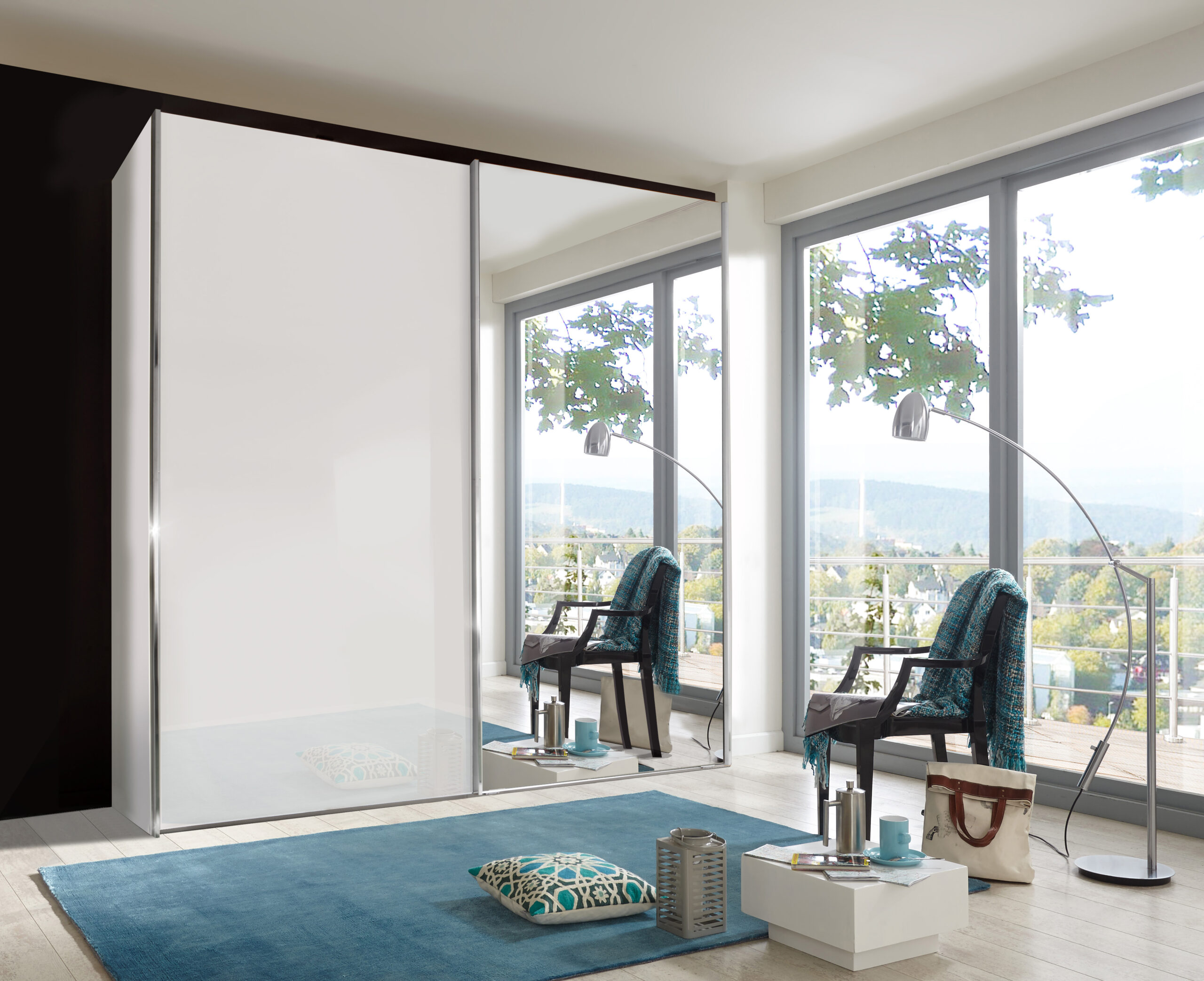 Miami_PLUS_bear1508_19jd_weiss-D.,Front Glas Weiss_SWT 200cm,H236cm